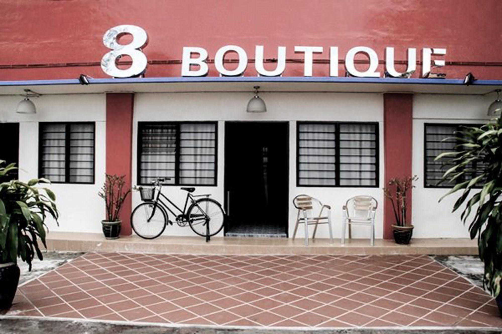 8 Boutique By The Sea Hotel Tanjung Tokong Екстериор снимка